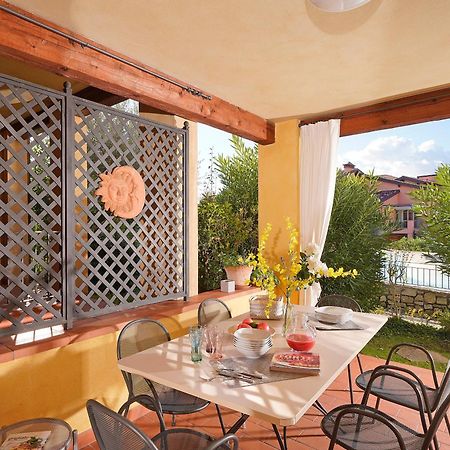 Апартаменти Borgo Del Torchio - Gardagate Манерба-дель-Гарда Екстер'єр фото