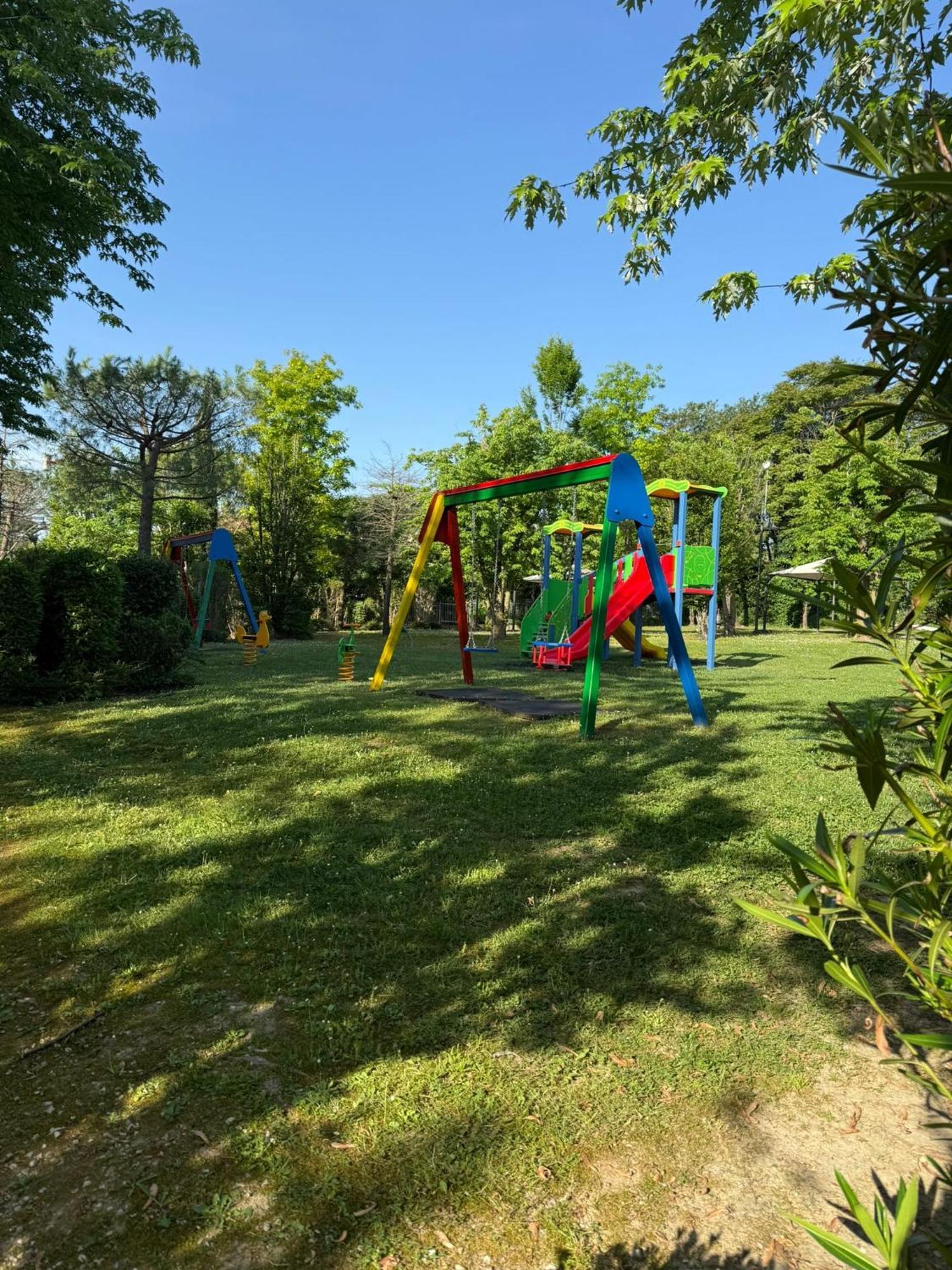 Апартаменти Borgo Del Torchio - Gardagate Манерба-дель-Гарда Екстер'єр фото